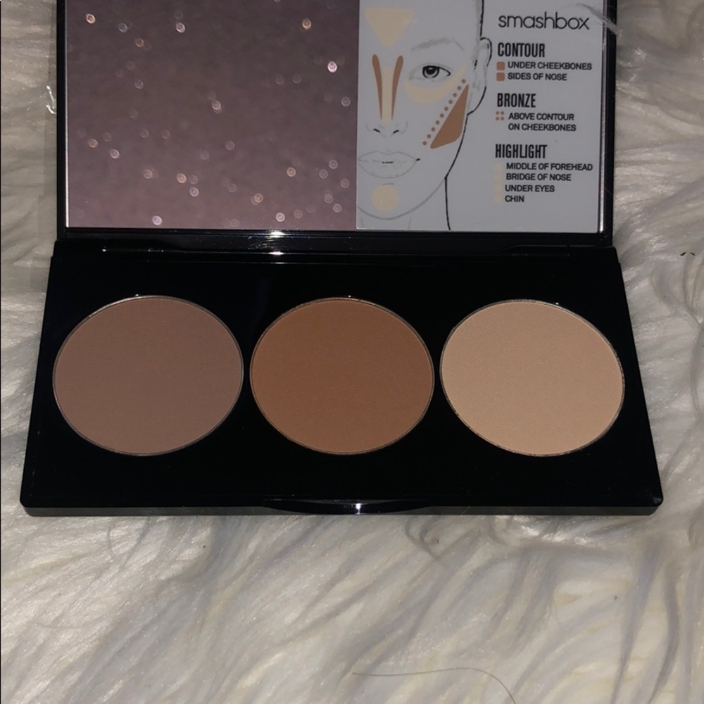 Smashbox contour